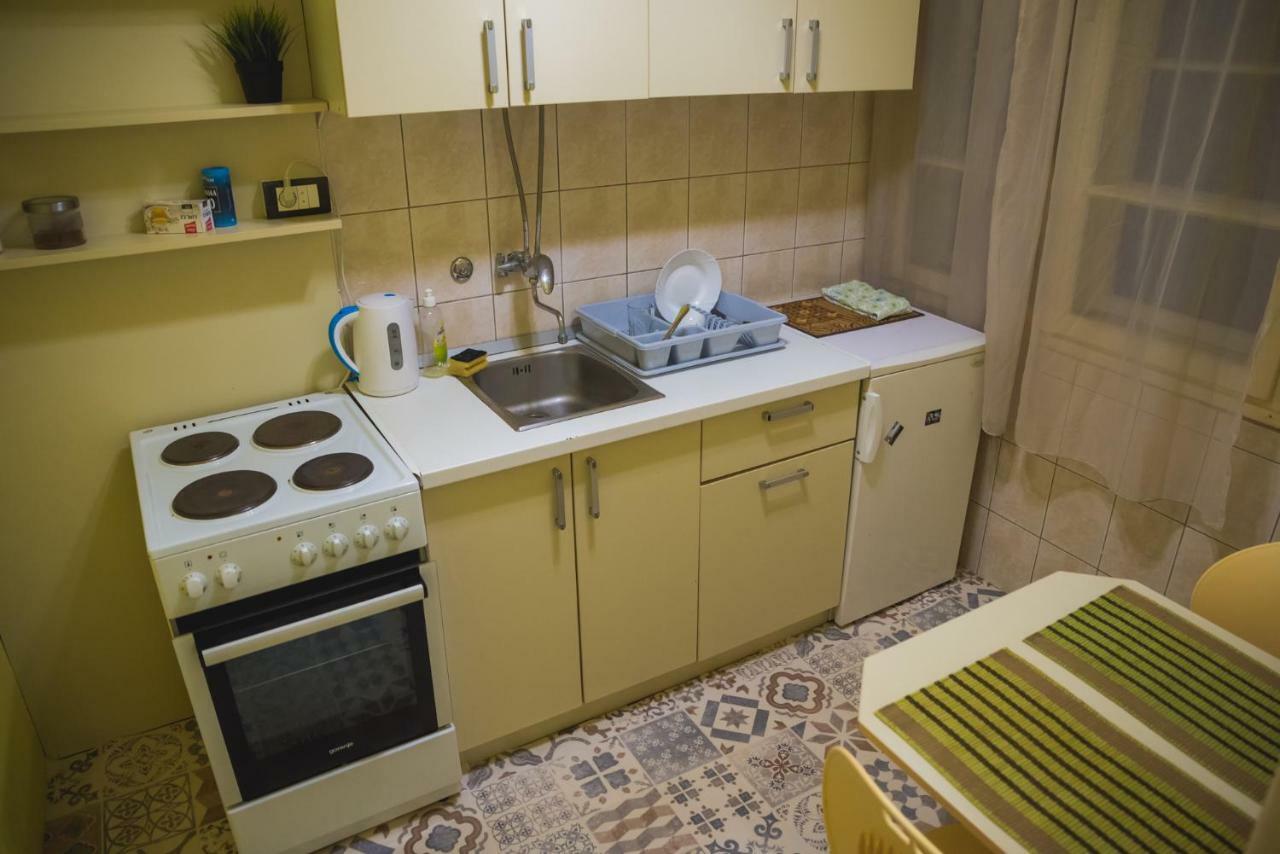 Reveller'S Hostel Dordegol Kültér fotó
